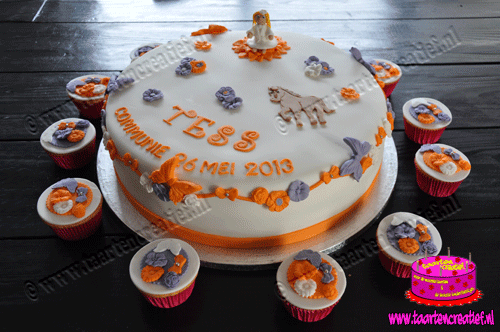 communietaart-20-2013-met-cupcakes