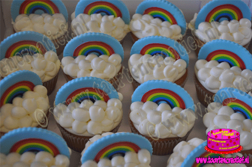 regenboog-cupcakes